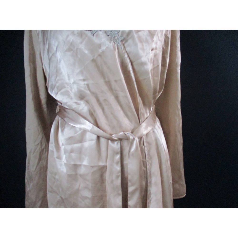 Vintage Flora Nikrooz Champagne Satin Lace Robe Size Small Medium - Picture 6 of 9